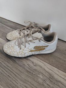 skechers football boots