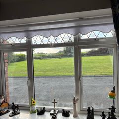 Sitting room blind in white