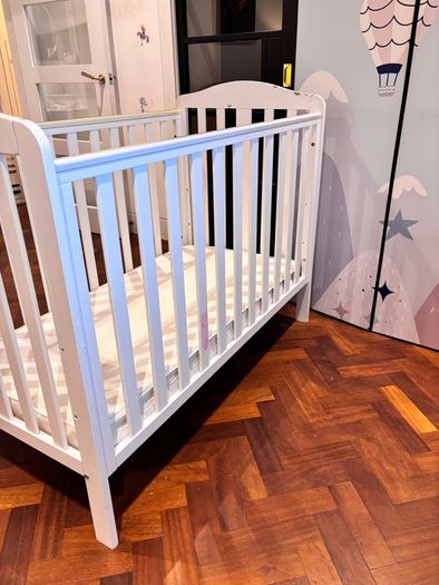 White Cot