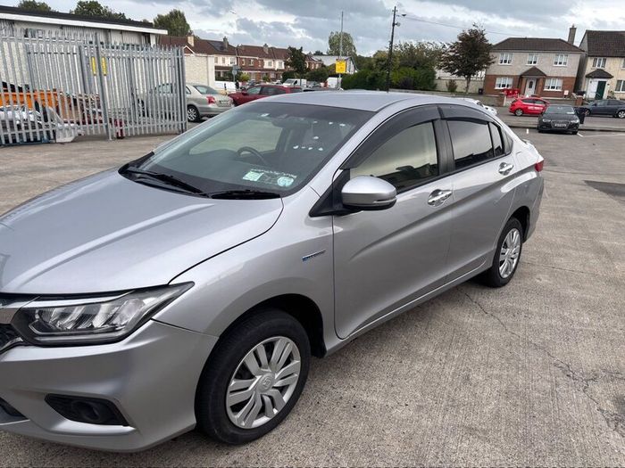 2018 Honda Grace  Only 54,000 Km