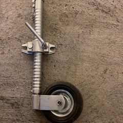 Heavy duty jockey wheel