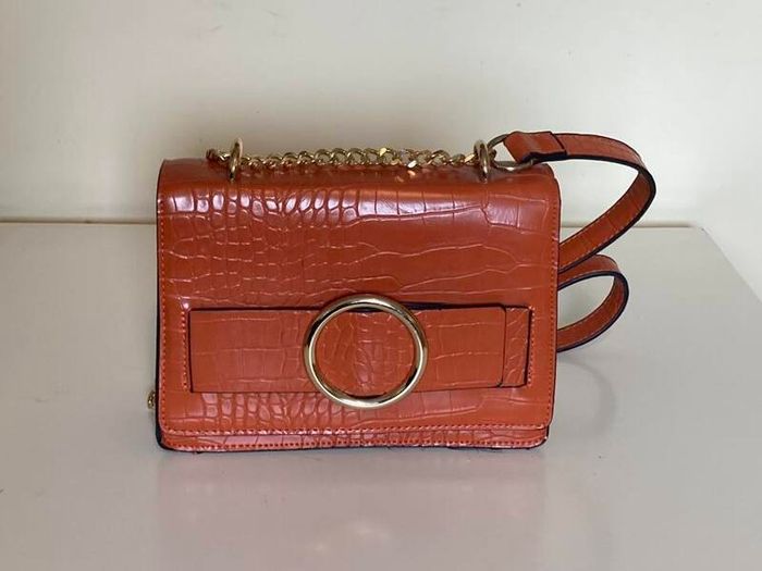 Elegant Croc Effect Crossbody Bag | Gold Chain Detail