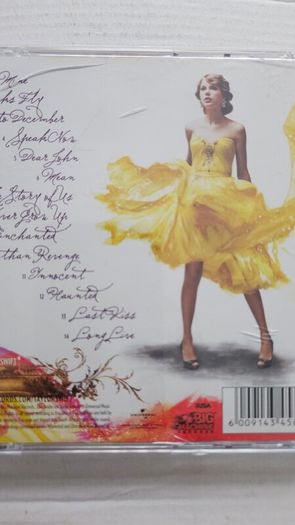 Taylor Swift  - Speak Now.