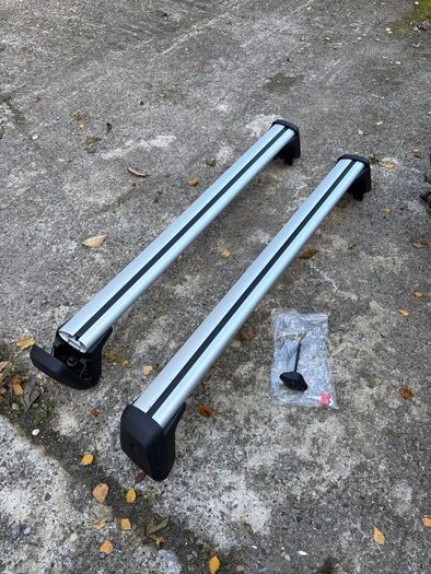 BMW i4 roof rack and roof box