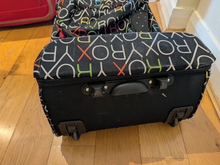 Set of 2 Rolling Luggage Bags- Roxy Duffel / Suitcase & Large Red Checked Bag