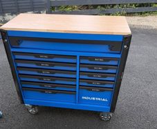 Brand New 13drawer Tool Chest Full Of Tools