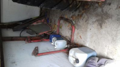 Quicke bracket for early tubular frame loader