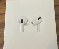 AirPods Pro 1st Gen MagSafe charging
