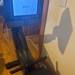 Nordic Track RW700 rower