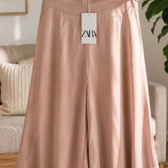 wide leg Bnwt Zara wide leg blush shade satin look medium culotte