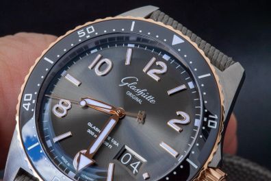 Glashutte Original SeaQ Panoramadatum