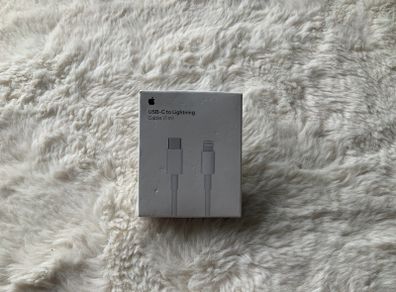 1 x AppleUSB-C to Lightning Cable (1M)