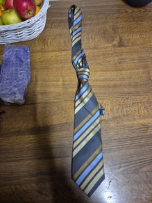Rael Brook Tie