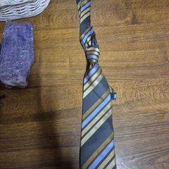 Rael Brook Tie