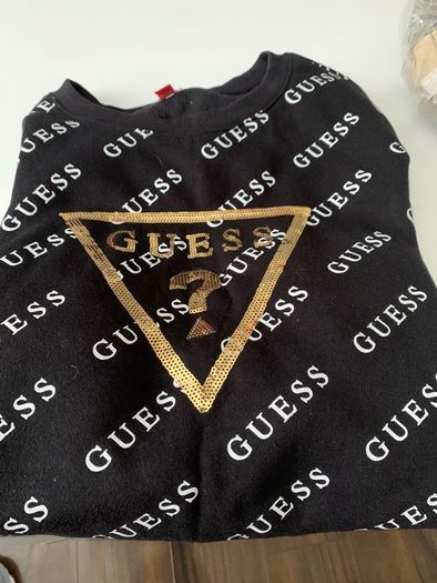 Guess quarter top