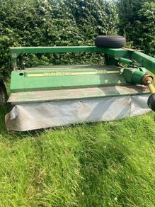 John Deere 1365 Mower Bed Damaged