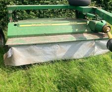 John Deere 1365 Mower Bed Damaged