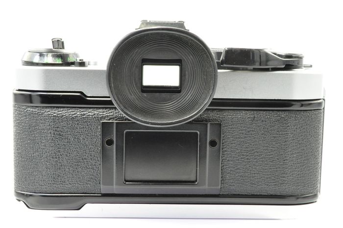 Canon AE-1 Program Silver/ Chrome 35mm SLR Film Camera with fast Canon FD 50mm f1. 8 FDn, Recently FULLY SERVICED and in Good Condition.