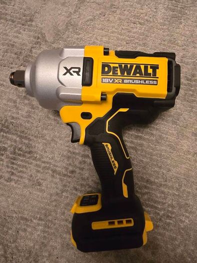 dewalt wrench