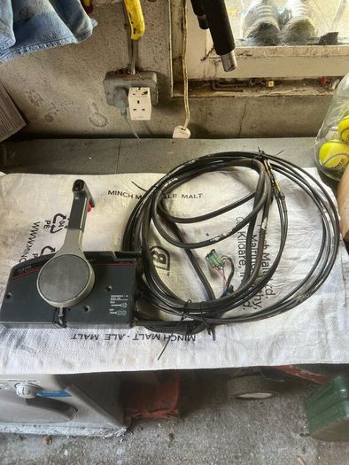 Yamaha 703 Remote Control Box with Cables