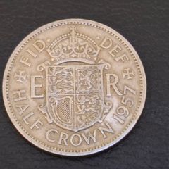 1957 Half Crown UK Coin Queen Elizabeth Shield