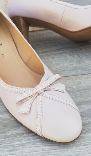 New Gabor fashion ladies bowed ballerina leather high heel shoes baby pink UK7.. EUR 40