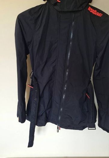 Superdry the windmac jacket Size medium ptp 18" black with belt in excellent condition