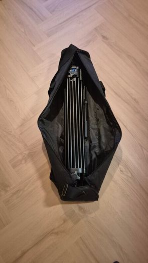 Heavy Duty Camera Tripod - Up to 1.8m - Perfect Condition