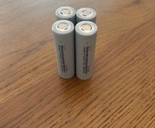 batteries 21700