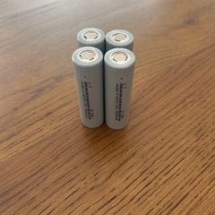 batteries 21700