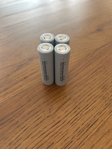 batteries 21700