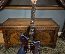 Squier Paranormal Series Toronado Fender