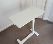 Height adjustable sit-stand desk