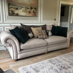 Alexander & James 4-Seater Sofa & 2 Armchairs