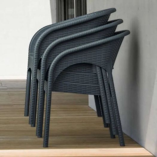 Commercial Outdoor Tables & Chairs