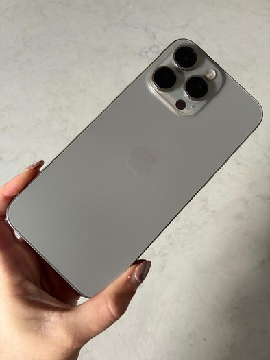 iPhone 15 Pro Max