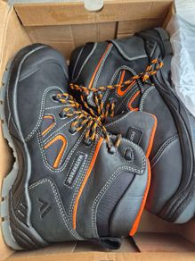Portwest work boots
