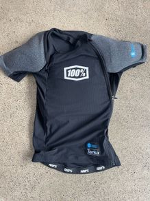 100% Tarka MTB upper body protector
