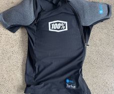 100% Tarka MTB upper body protector