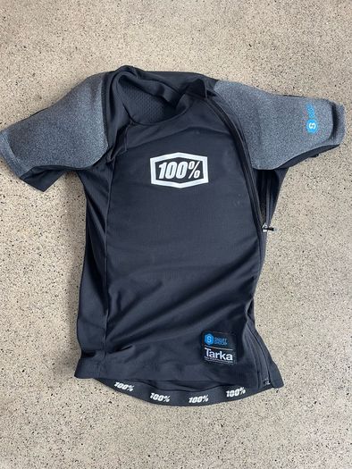 100% Tarka MTB upper body protector