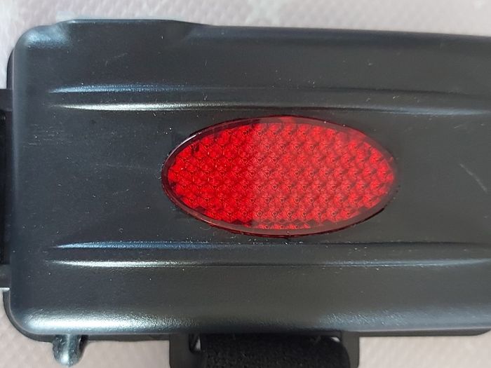 UltraLight Head Cap with 3 modes light front, Bright, Ultra Bright, Rapid Flash, and rear reflector, Ideal for walkers at night time