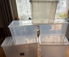 x5 Large sizes plastic storage boxes with lids