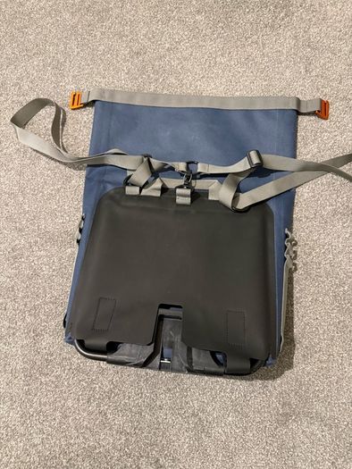 Brompton Borough Waterproof Roll Top Bag - Small