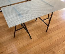 desks