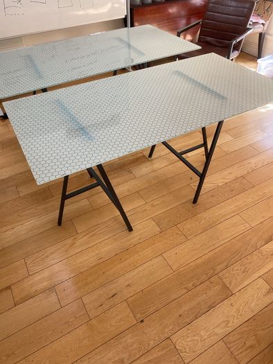 desks