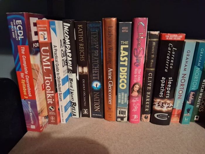 books eur 1 each