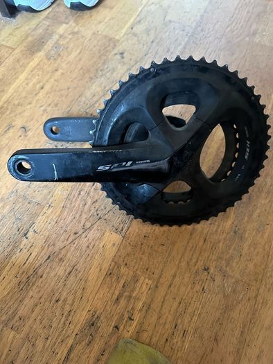 Shimano 11 speed cranks and 2 sets of chainrings (both 52-36) 172.5mm