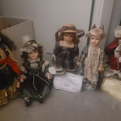 Porcelain doll set