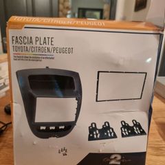 Toyota Aygo/Citroen C1/Peugeot 107 Double din fascia plate