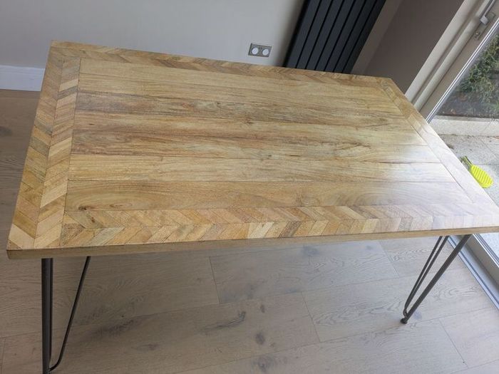 Dining table - hairpin leg